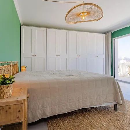 Semesterbostad Huge Luxury With Stunning Views Humera