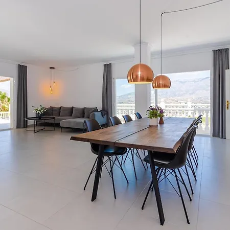 Huge Luxury With Stunning Views Semesterbostad *
