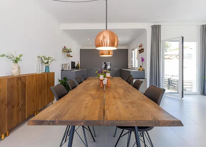 Huge Luxury With Stunning Views Semesterbostad Humera